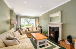 16 Cabinteely Way, Dublin 18, D18HE06