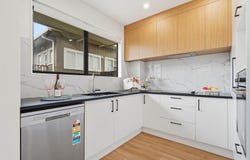 2/5 Browns Road, Manurewa, Manukau City