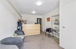 4/18 Airborne Road, Rosedale, North Shore City