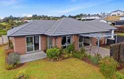 35 Anne Burton Drive, Warkworth, Rodney