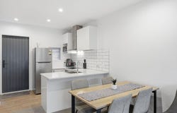 5/694 Whangaparaoa Road, Stanmore Bay, Rodney