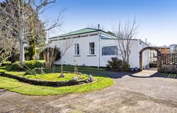 24 Castle, Eltham, South Taranaki