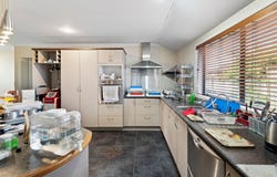 16 Barcaldine Road, Flat Bush, Manukau City