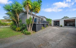 15 Banks Road, Kawakawa Bay, Manukau City