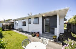 2A Read Crescent, Clive, Hastings