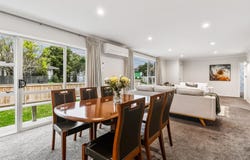 35a Beach Road, Te Atatu Peninsula, Waitakere City