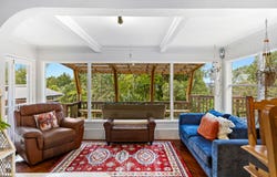 38 Bush Road, Waiatarua, Waitakere City