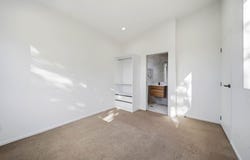 7/25 Hutchinson Avenue, New Lynn, Waitakere City