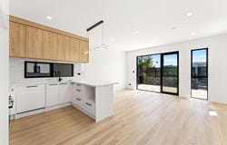 2/44 Drake Street, Howick, Manukau City