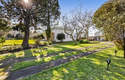 24 Castle, Eltham, South Taranaki