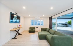 5 Floyd Road, Riverhead, Rodney