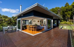 296 Piha Road, Piha, Waitakere City