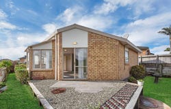 11/169 Sturges Road, Henderson, Waitakere City