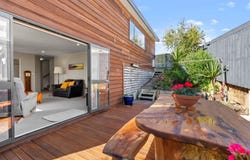 5 Azure Grove, Unsworth Heights, North Shore City