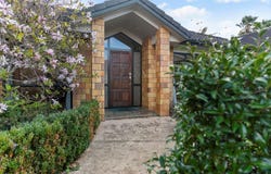 14 Banshire Close, Flat Bush, Manukau City