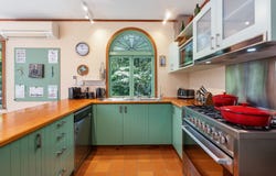6 Cochran Road, Oratia, Waitakere City