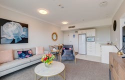 11 Commodore Drive, Lynfield, Auckland City