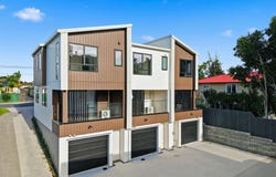 4/36 Woodside Road, Massey, Waitakere City