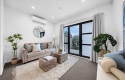 2/112 Moore Street, Howick, Manukau City