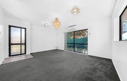 2/69 Victoria Road, Papatoetoe, Manukau City