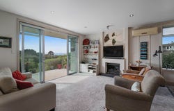 5 Little Compton Mews, Snells Beach, Rodney