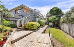 4B Sartors Avenue, Browns Bay, North Shore City