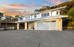 105 Waitakere Road, Waitakere, Waitakere City