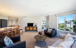 30 Ambassador Glade, Orewa, Rodney