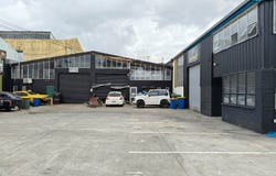 Henderson, Waitakere City