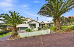 41 Unsworth Drive, Unsworth Heights, North Shore City