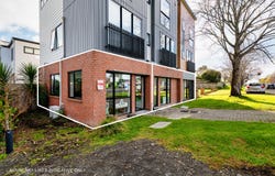 Henderson, Waitakere City