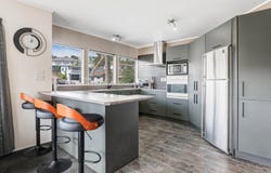 2 Mollyhawk Rise, Arkles Bay, Rodney