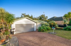 12 Cayman Place, Unsworth Heights, North Shore City