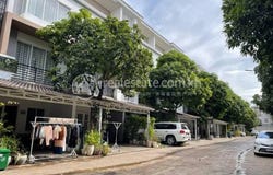 Nirouth, Chbar Ampov, Phnom Penh