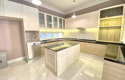 Nirouth, Chbar Ampov, Phnom Penh