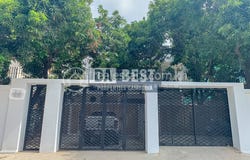 Phsar Daeum Thkov, Chamkarmon, Phnom Penh