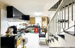 Ou Ruessei 2, 7 Makara, Phnom Penh