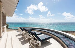 Wave Crest - Beachfront Villa, Coral Point,