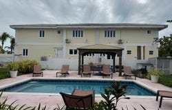 10 YAMACRAW CLOSE unit: 2, New Providence/Paradise Island, New Providence/Paradise Island