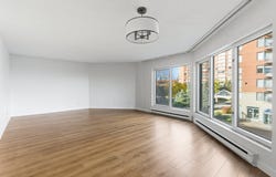 755 Rue Muir 302, Montréal (Saint-Laurent), Quebec H4L 5G9