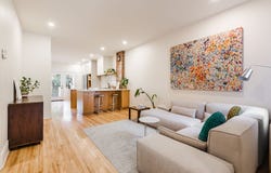 532 Av. Pine, Saint-Lambert, Quebec J4P 2P3