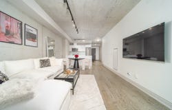 608 Richmond St W, Toronto, ON M5V 1Y9, Canada, Toronto, Ontario M5V 1Y9