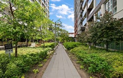 705 Rue William, Montréal, Quebec H3C0R5