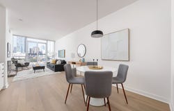 320 Richmond St E, Toronto, Ontario M5A 2R3