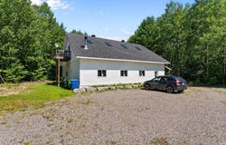 54 Rue France, Mansfield-et-Pontefract, Quebec J0X1R0