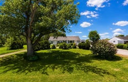 2696 Highway 6, Hamilton, Ontario L0R1W0