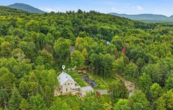 21 Ch. de la Source, Potton, Quebec J0E 1X0