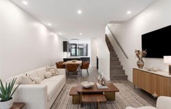 916 Orono Ave, Langford, British Columbia V9B 2T9