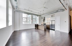 155 Dalhousie St, Toronto, Ontario M5B 2R2