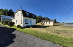 450 Route 132, Métis-sur-Mer, Quebec G0J1S0